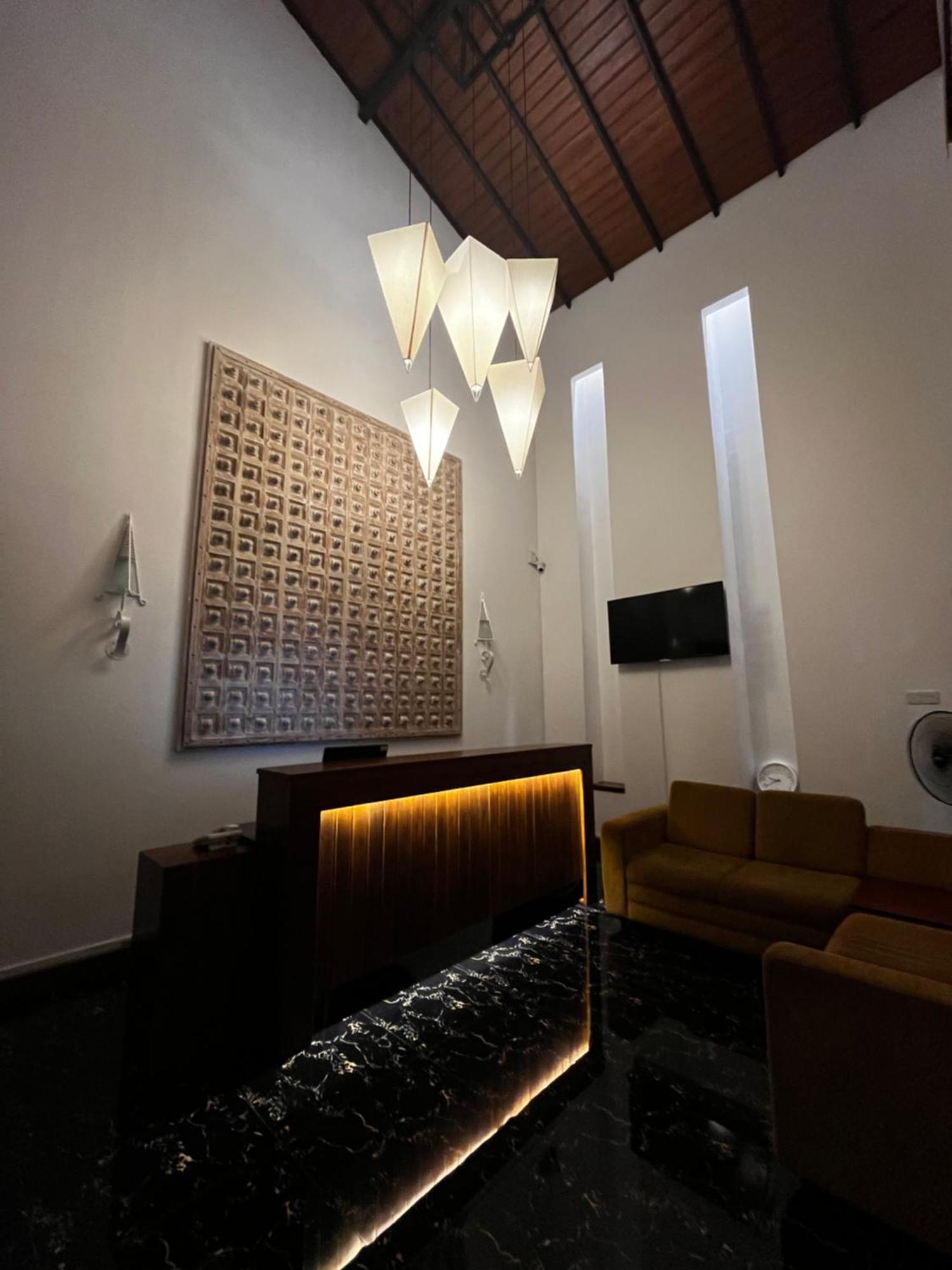 Livin Lush Luxury Retreat Ξενοδοχείο Anuradhapura Εξωτερικό φωτογραφία