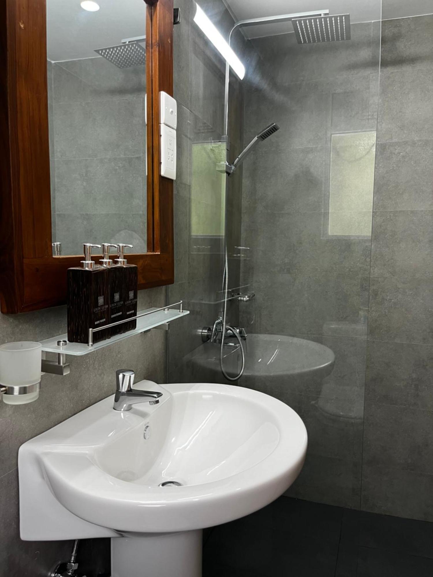 Livin Lush Luxury Retreat Ξενοδοχείο Anuradhapura Εξωτερικό φωτογραφία
