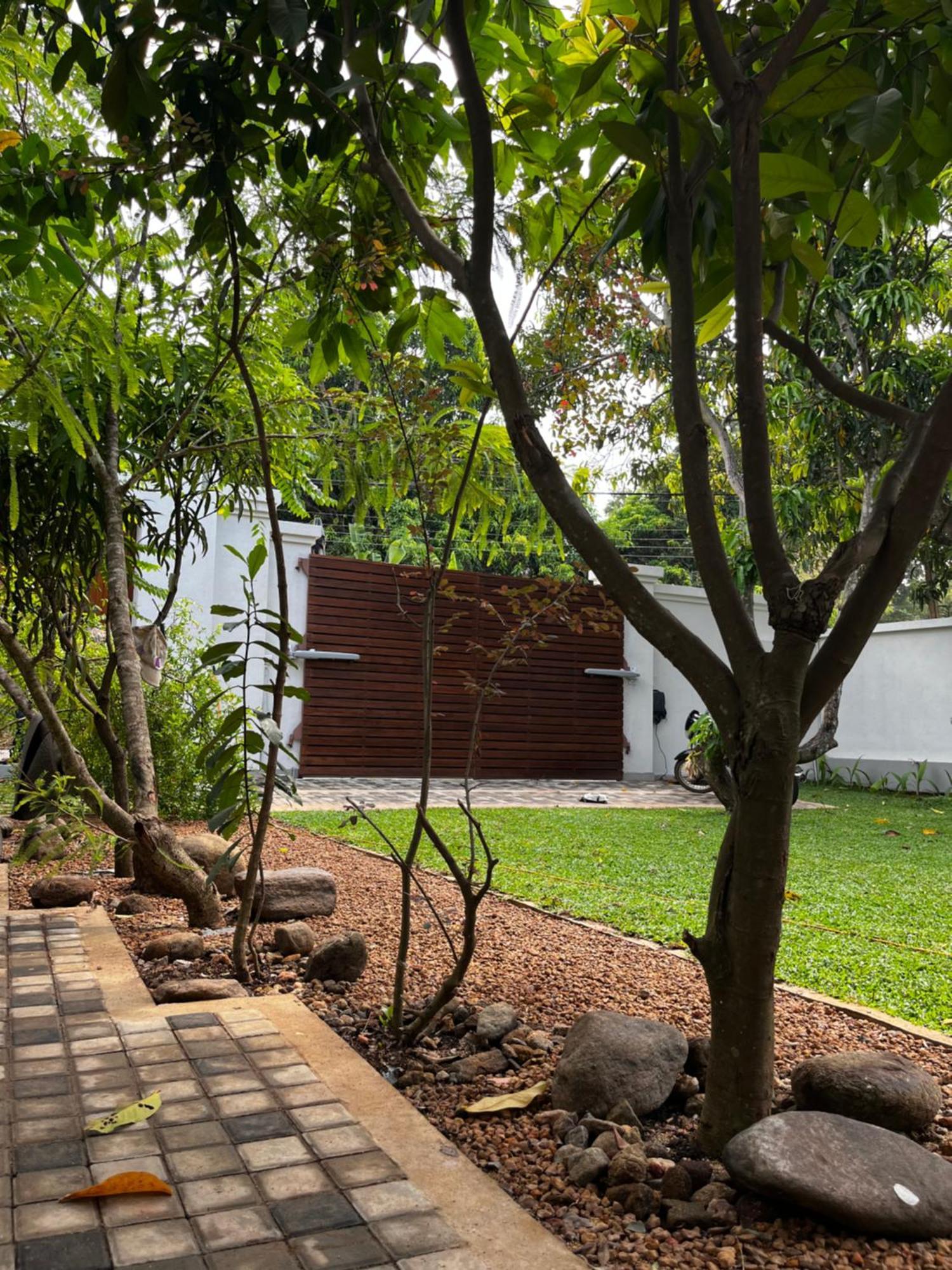 Livin Lush Luxury Retreat Ξενοδοχείο Anuradhapura Εξωτερικό φωτογραφία